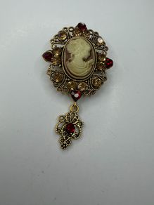 brooch
