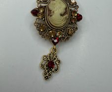 brooch