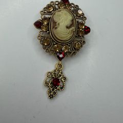 brooch