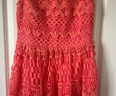 2 woman dresses
