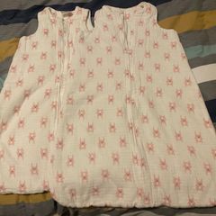 Aden&Anais - Two short sleeved sleep sacks - age 12-18 months and 3.5 tog