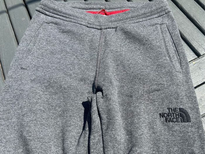 North Face Grey Warm Tracksuit Bottoms - Size Youth Medium (Approx Age 9-11 yrs)