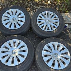 Alloys and tires for golf