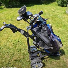 Golf buggy & clubs