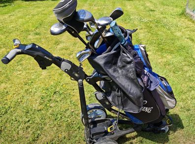 Golf buggy & clubs