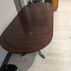 Veneer extendable Table
