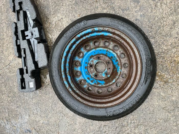 Kia Spare Wheel + jack