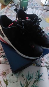Boys trainers