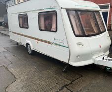Elddis avante