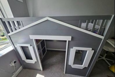 Kids Playhouse Bed