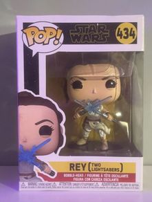 Star Wars Rey With Two Lightsabers Funko Pop