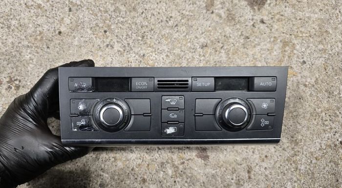 AUDI A6 C6 2004 - 2011 Climate control unit