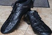 Concave football boots