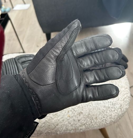 Richa gloves medium