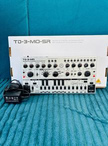 303 Behringer TD-3-Mo