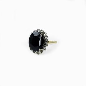 9ct Gold ring with a large sapphire and diamonds