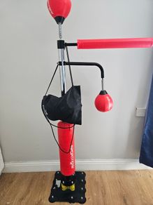 Free standing teen boxing