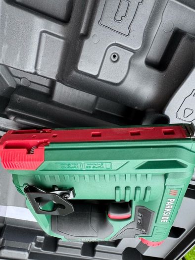 Parkside 12V Stapler