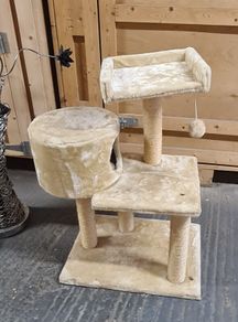 Cat Tree / Scratching Post with Condo and Bed