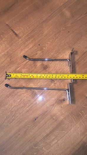 Slatwall Display Hooks & Accessories (215 Pieces)