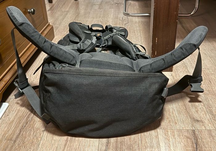 Vango Freedom 80+20 Hiking Backpack Travel Rucksack Adjustable Back Black