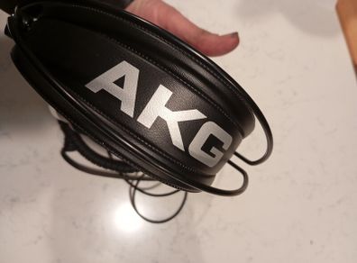 akg had 272