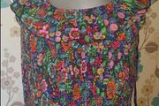 BNWT stretchy short top Atmosphere size UK16 EUR44 Postage included