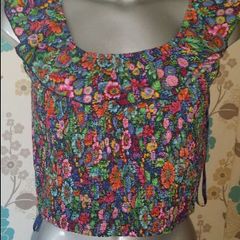 BNWT stretchy short top Atmosphere size UK16 EUR44 Postage included