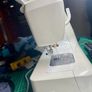 SINGER Futura 4000 Sewing Machine - Just serviced - Excellent - 100 stitches! - High quality machine/Semi-pro Image 5