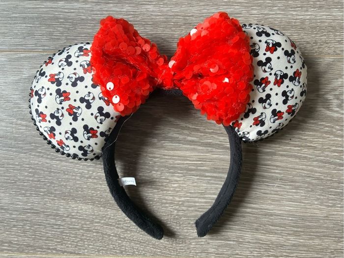 Minnie Mouse Hairband with sequins