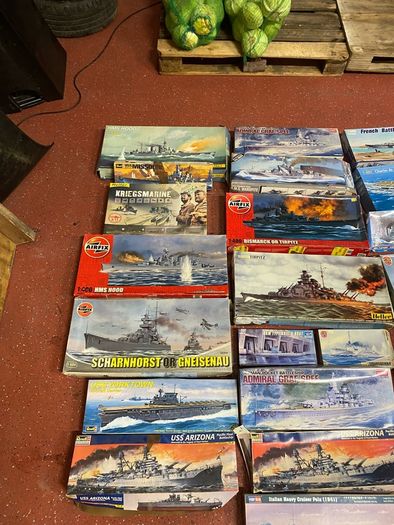 Huge lot of Vintage Model Trains | Boats and Tanks