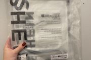 Sealable plastic bags