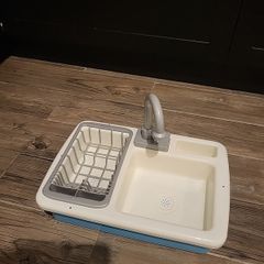 Childs Sink
