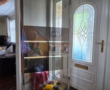 Beloya shower frame