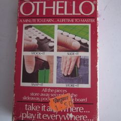 Vintage Othello Board Game by Peter Pan