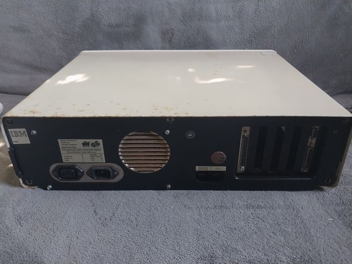 IBM 5150 with keyboard (please read ad)