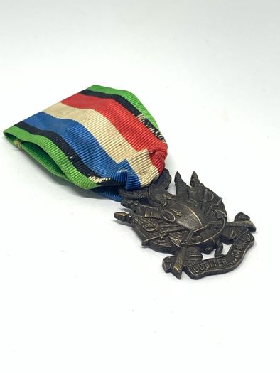 Antique Franco Prussian war veterans medal