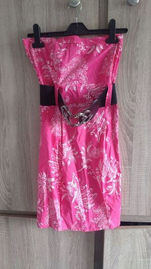 Pink dress with belt l size uk 8 never worn premium quality