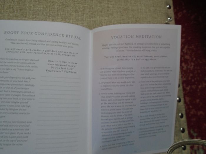 Your crystals,Your journey,Your life. Teresa Dellbridge.Paperback book,Journal