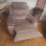 3-2-1 recliner Suite Image 5