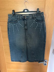 Denim skirt with diamonds