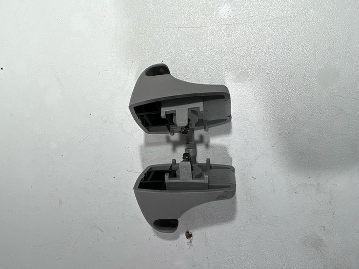 Bmw 2009-2015 F01 F02 Front Sunvisor Sun Shade Visor Clip Holder A1l1b714g