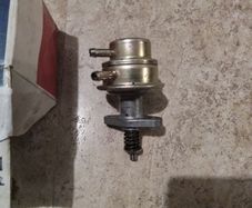 Opel Rekord / Carlton Fuel Pump.
