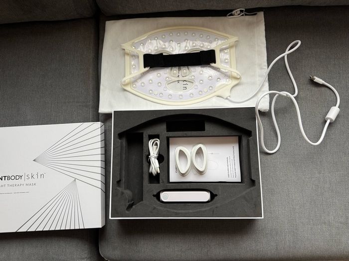 Currentbody LED Therapy Face Mask