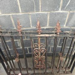 4 Iron gates