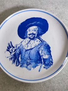 Small hinging plat from Holland.