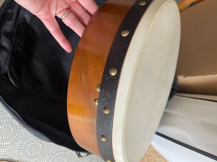 bodhran and carry case