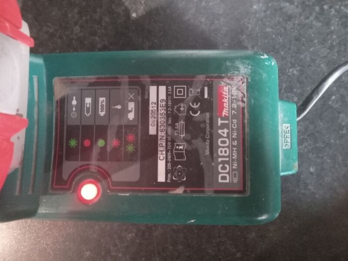 Makita charger and battery