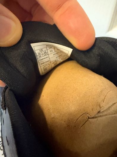 Alo runners size 11uk