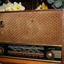 Antique Radio (In working order ) Image 5
